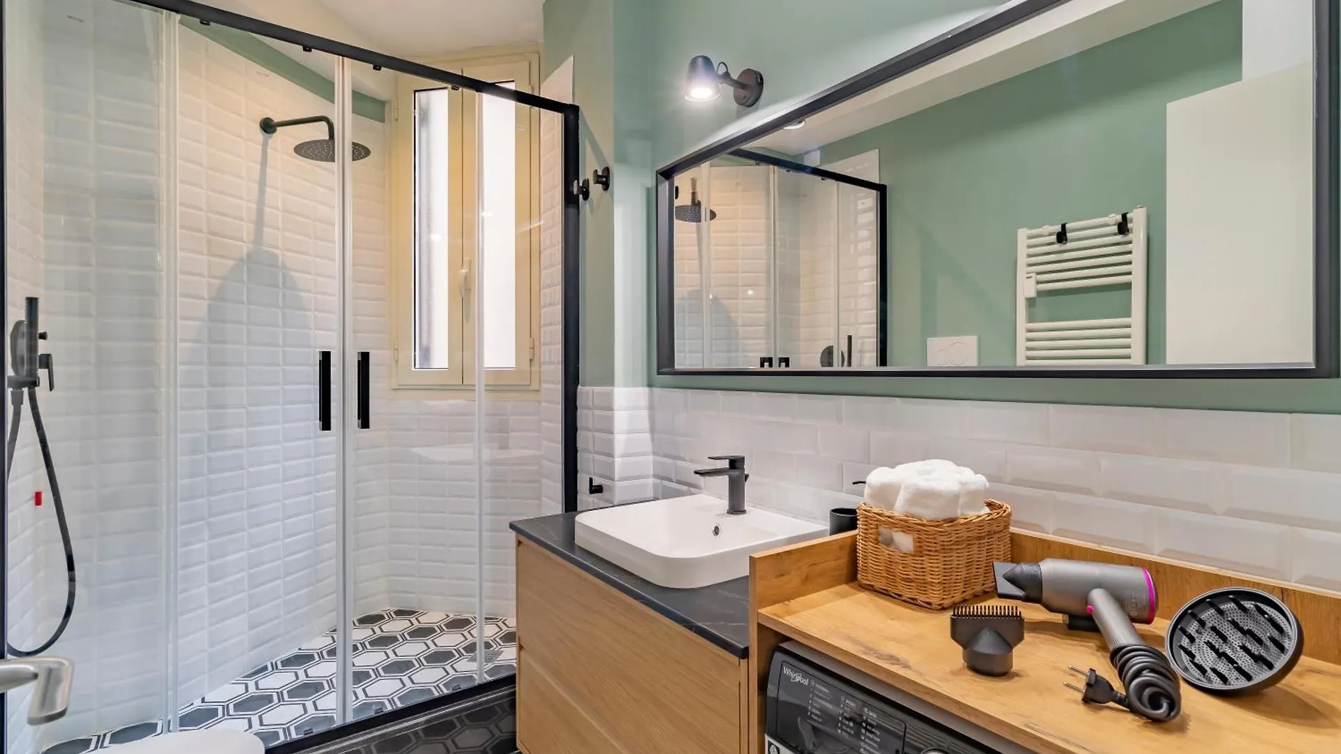 Domus Ana- Modern Elegance, Steps Away From The Colosseum And The Historic Center 0*, Rome Italy